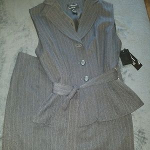 Larry Levine 2pc Pinstripe Suit